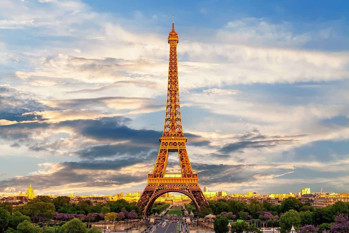 Cấu trúc của tháp Eiffel